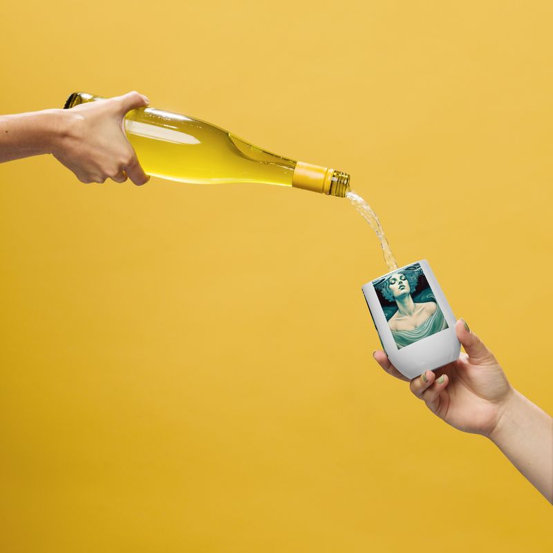 Wine tumbler - Treading Water Artwork