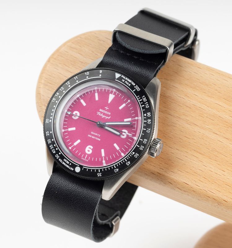 Pulsograph Quartz &quot;Octobre Rose&quot;