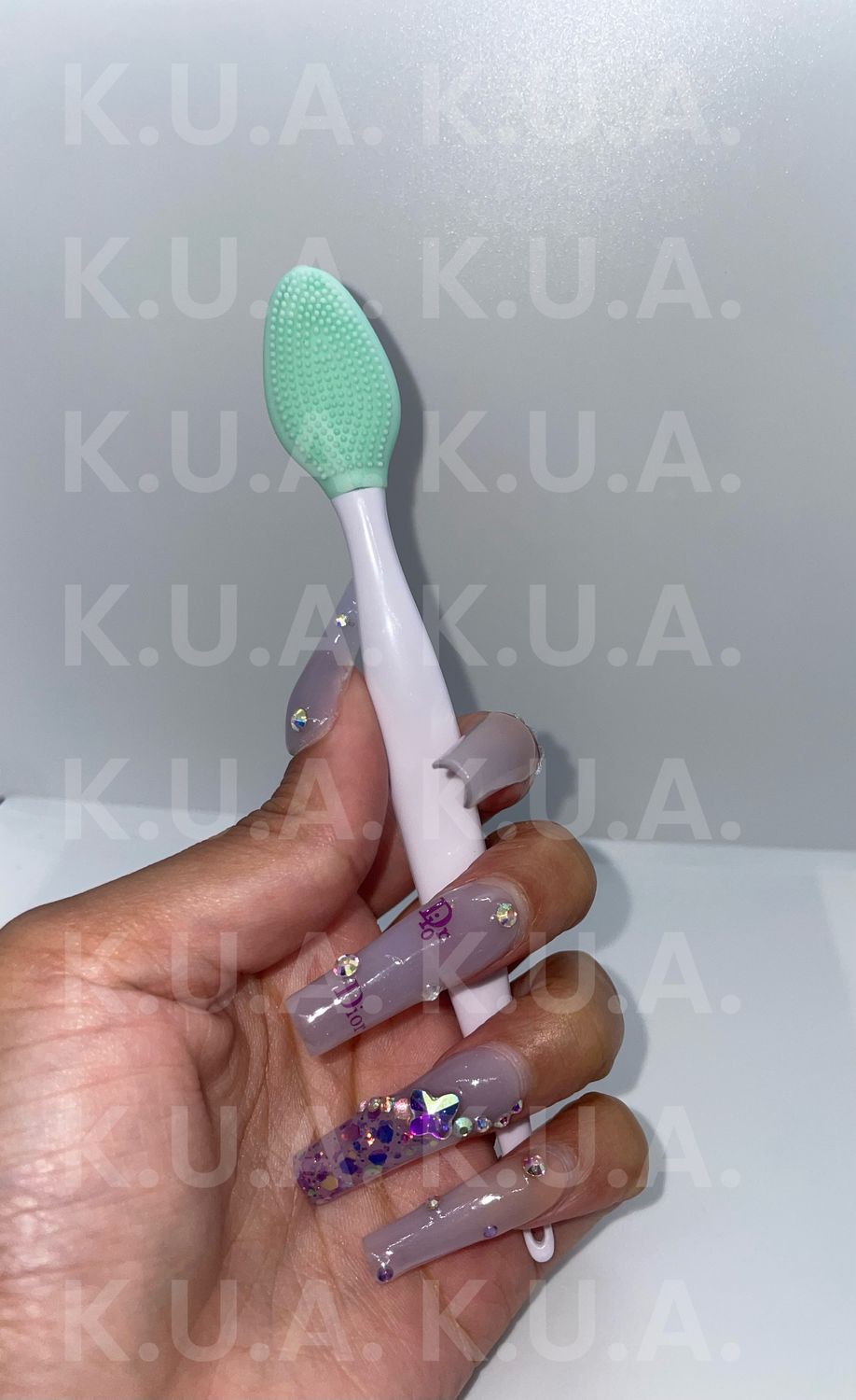 Lip Exfoliating Brush