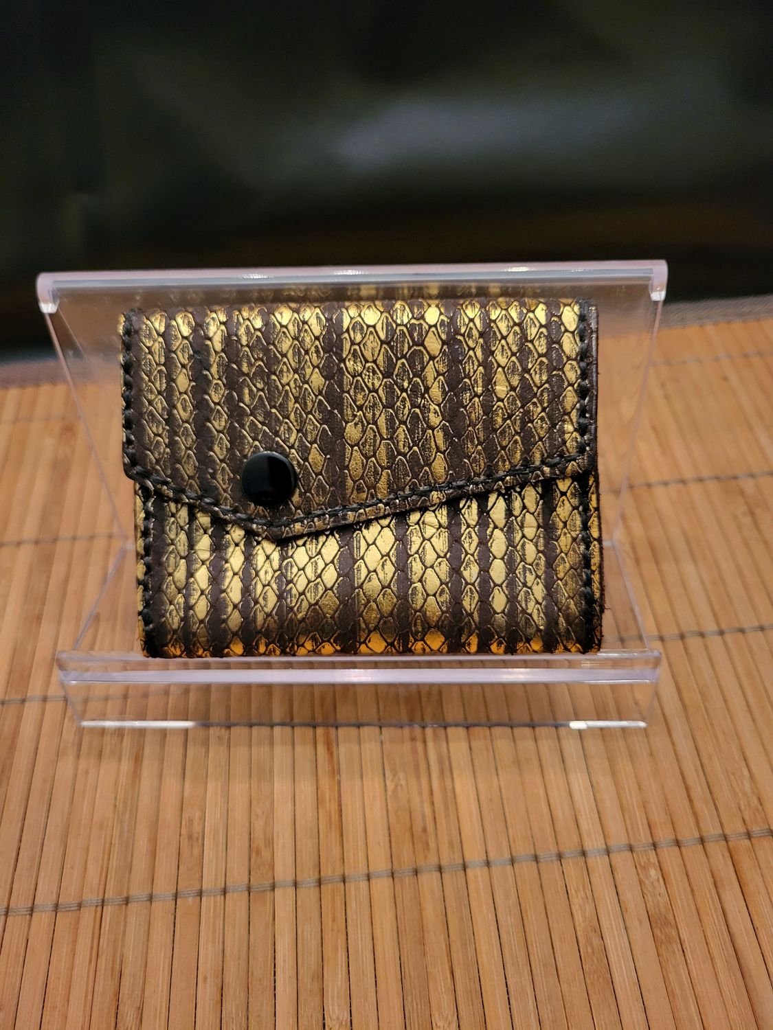 Handcrafted Leather Small Wallet/Card Holder, Black and Gold