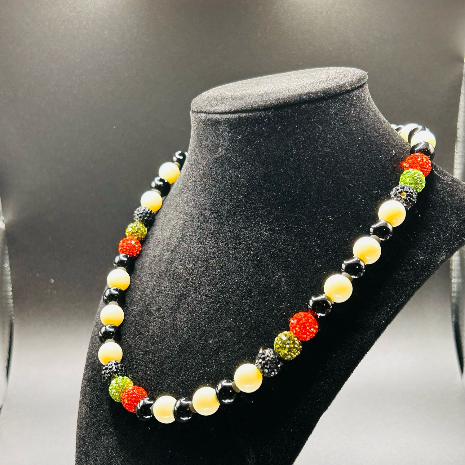 🎃 Jack’s Midnight Magic Baller Beads- green