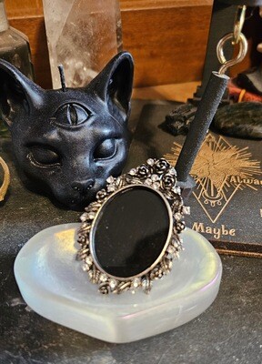 Brooch Black Scrying Mirror for Divination