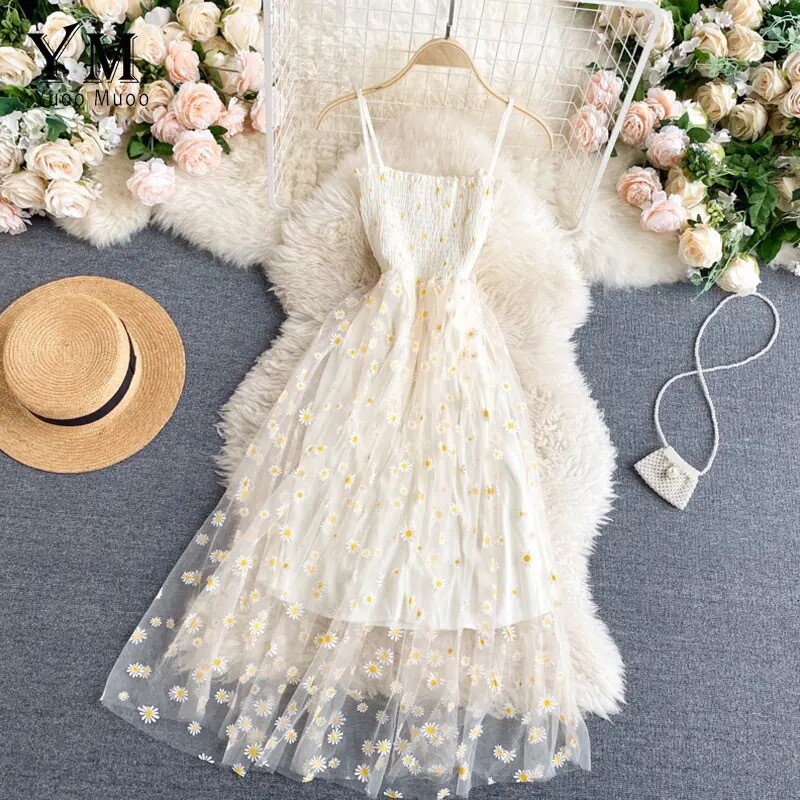 Daisy flower summer dress.