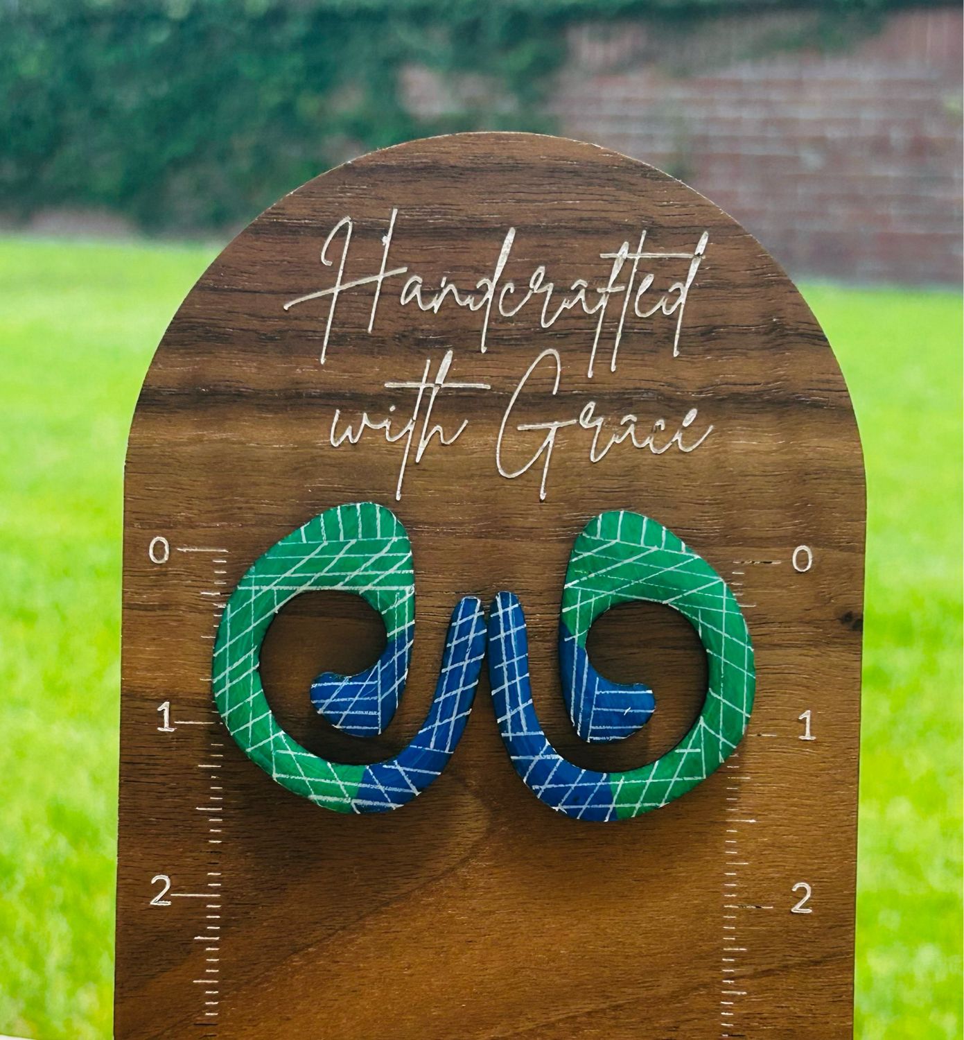 Green &amp; Blue Irregular Spiral Studs