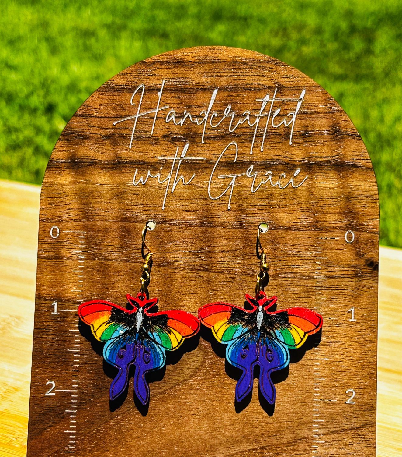 Moth Dangles