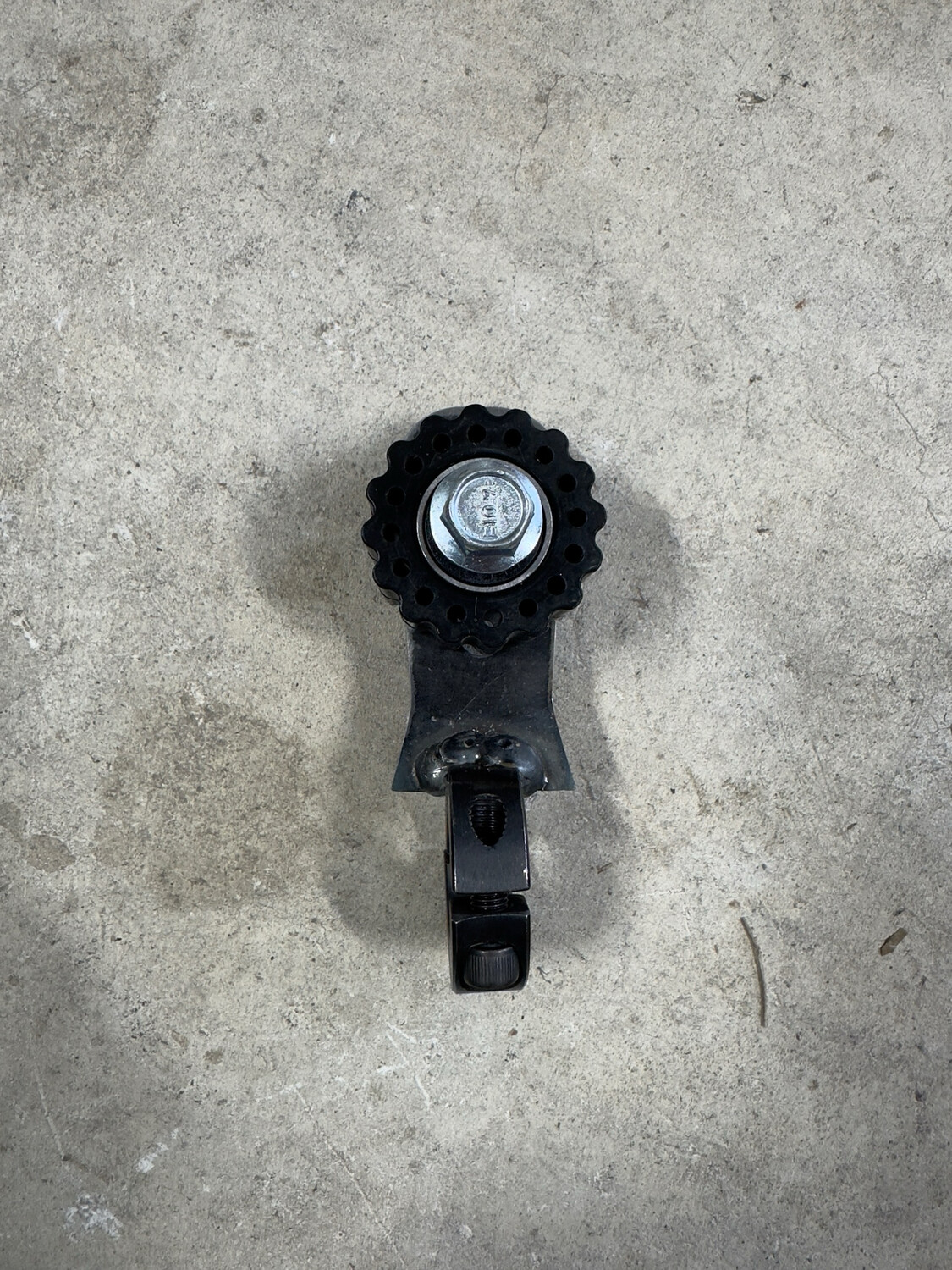 Vertical Chain Tensioner