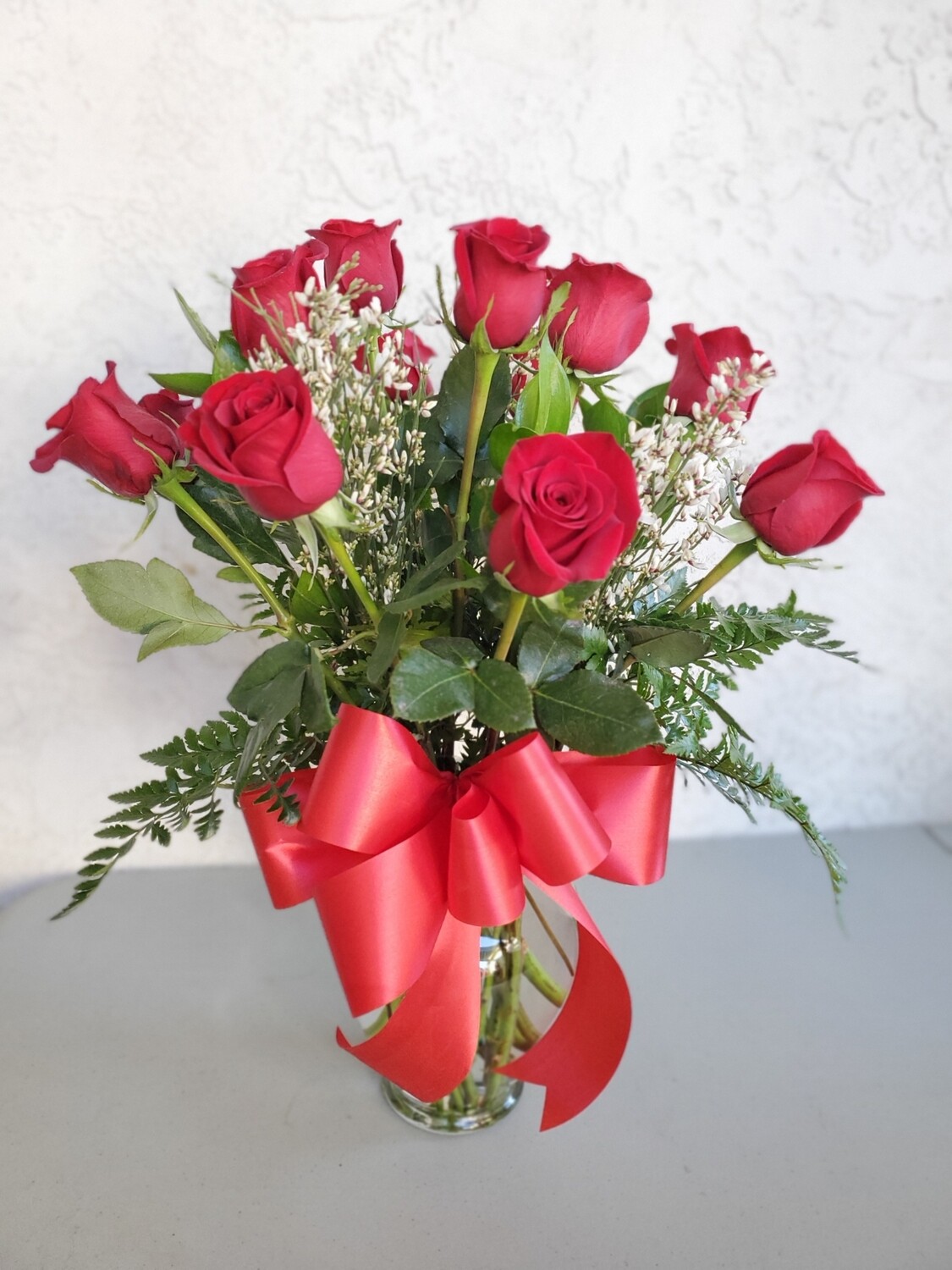 1 Dozen Red Rose Arrangement - Local Flower Delivery