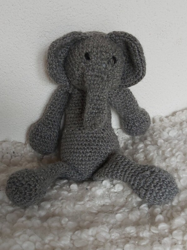 Kuscheltier Elefant