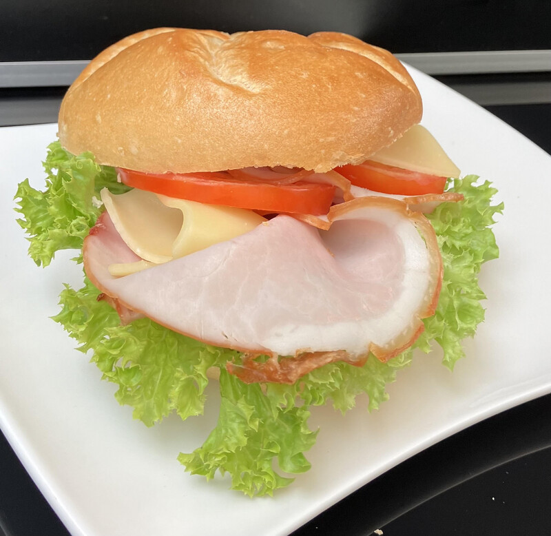 Brötchen mit Schinken