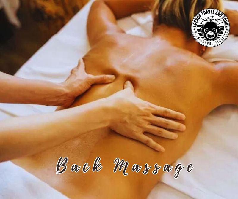 Sauna &amp; Spa - Back Massage