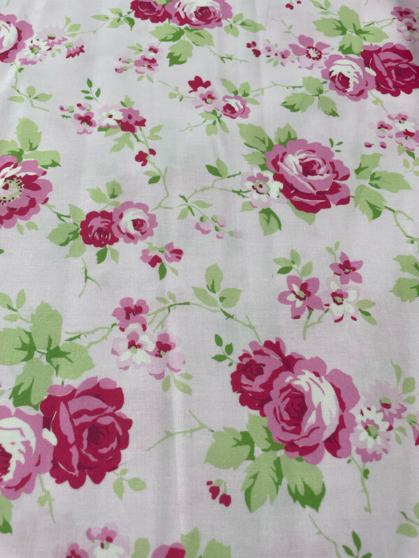 Picnic - Large Floral Pink