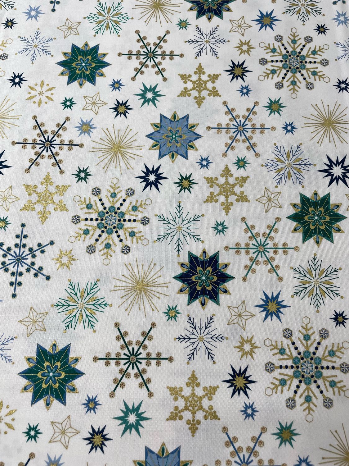 Deco The Halls - Snowflakes Cream