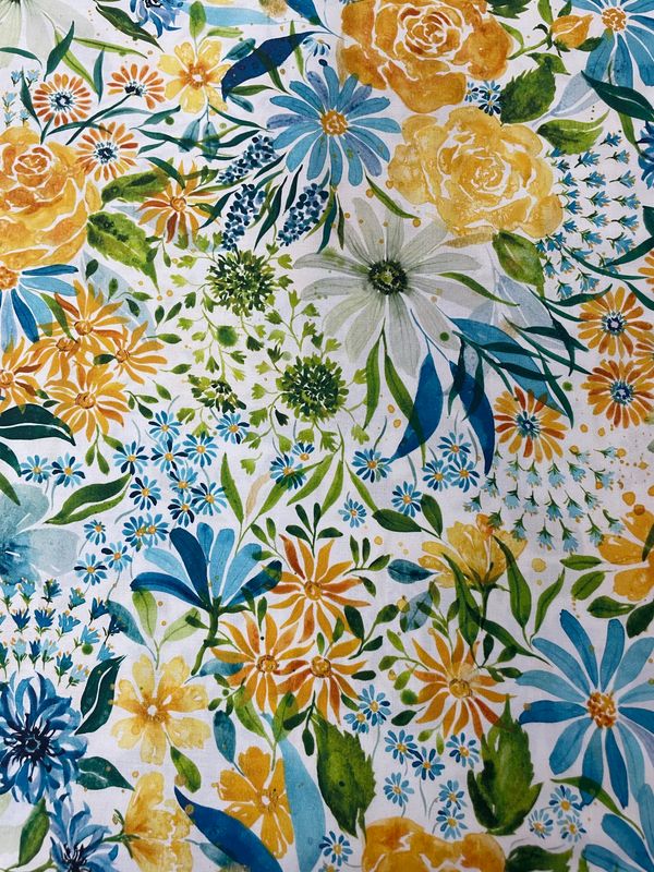 Moda - Sunshine & Blue Skies - Large Floral White Background