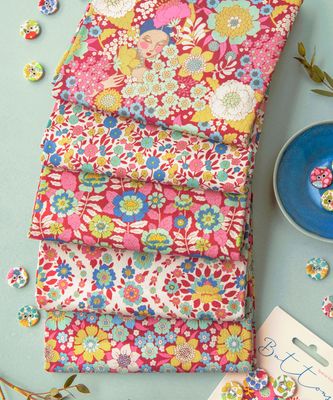 Tilda Wallflower - 5 Fat Quarter Bundle Burgundy/Pink