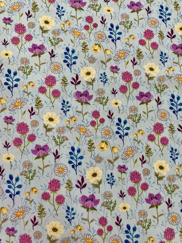 Queen Bee - Floral