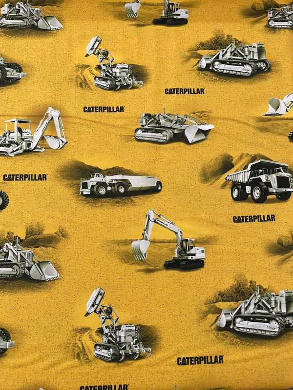 CATERPILLAR 100 Years - Yellow