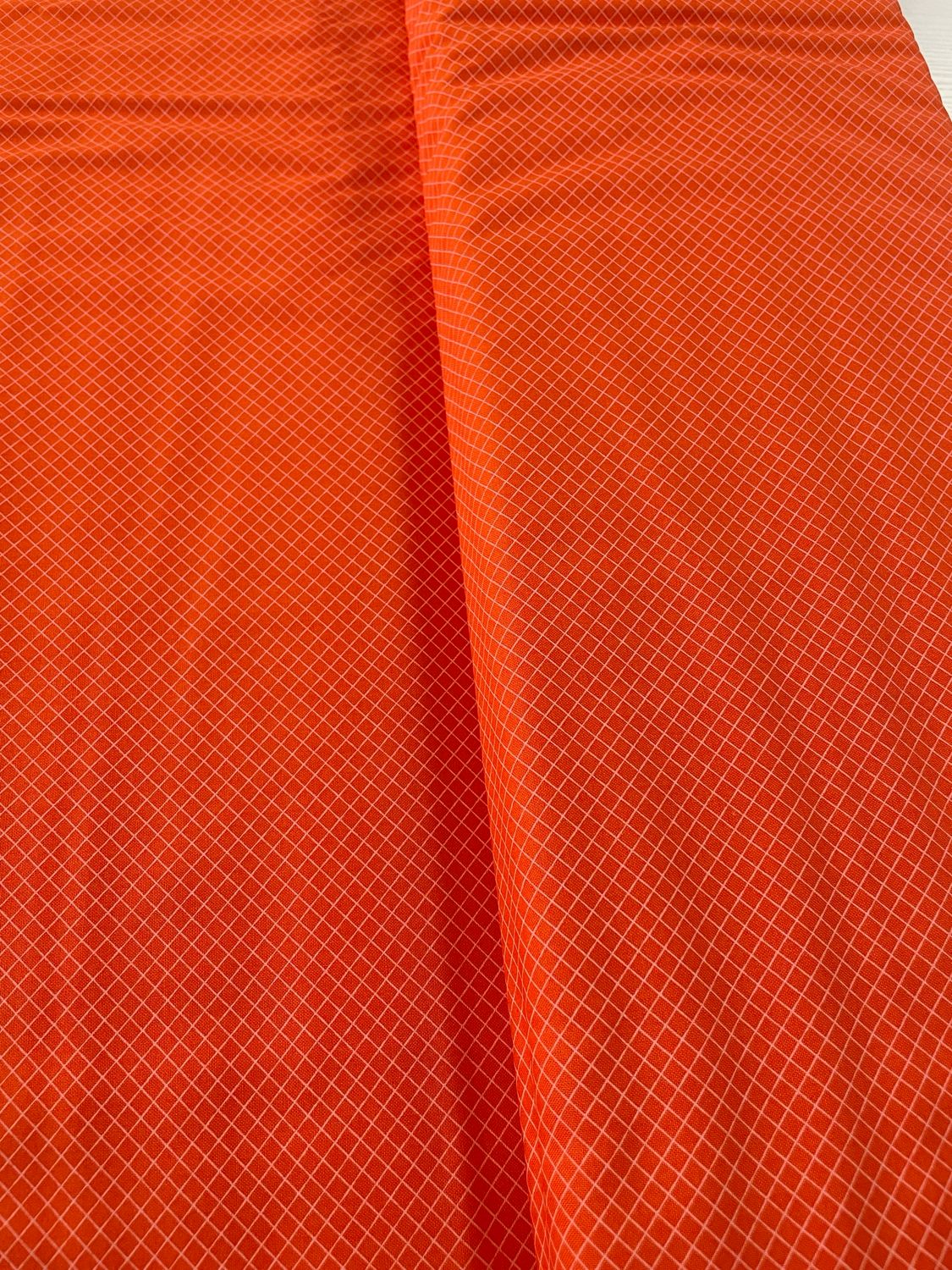 Tula Pink - True Colours - On The Grid Salmon