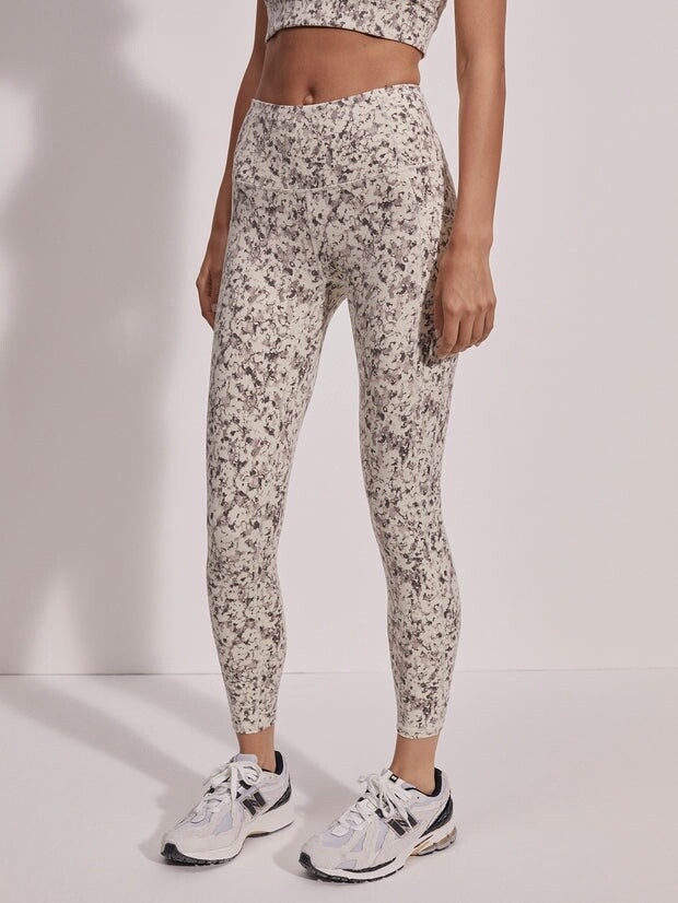 Let&#39;s Move Pocket High Legging 25&quot;, Color: Crema Fractured Flower, Size: XS