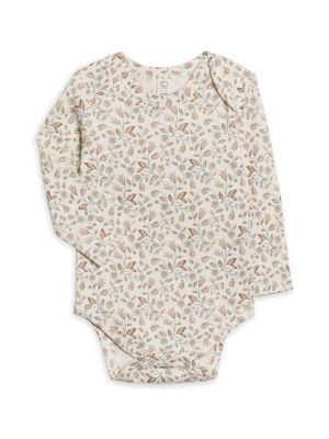 The Baby River Bodysuit in Yuma Floral is a cute and comfortable piece designed for babies. Made from soft, breathable fabric, it features an adorable Yuma floral print, offering a vibrant, playful design. 
