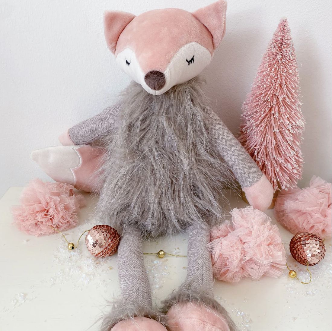 The **Mon Ami Celine French Fox** is an adorable, plush fox designed with a chic, French-inspired aesthetic. 