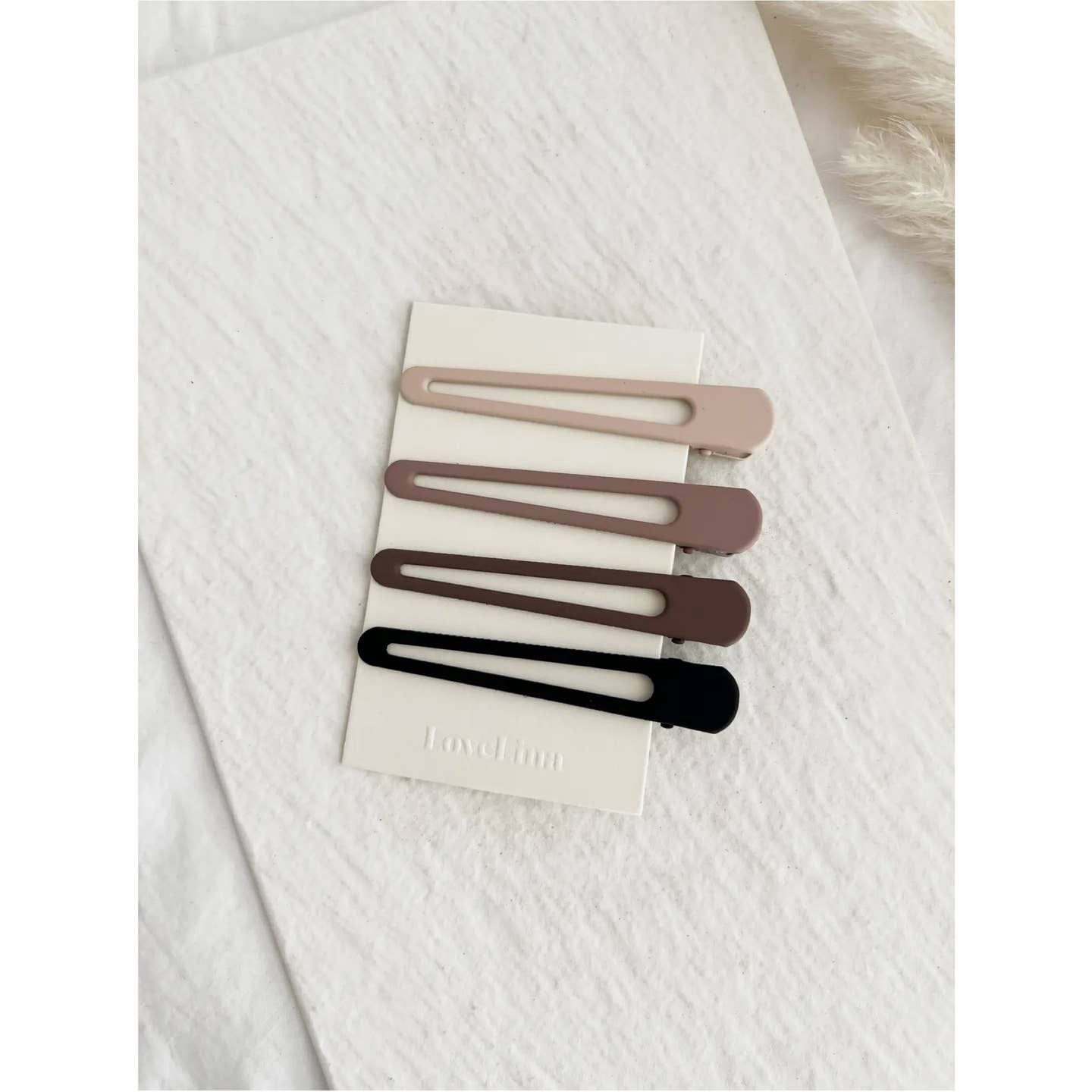 Dion Matte Flat Clip Sets