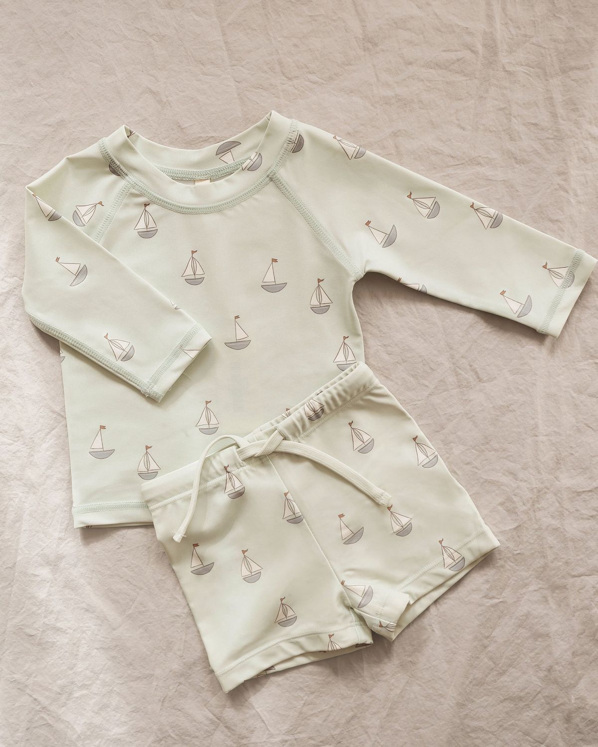 Finn Rashguard &amp; Short Set, Color: Sailboats, Size: 0-3M