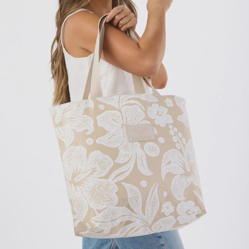 Breezy Day Tripper in Latte