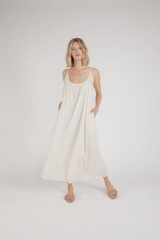 Vera Scoop Neck Maxi Dress