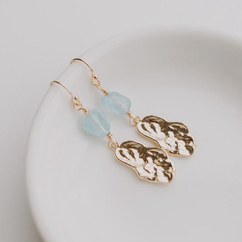 Oyster &amp; Aquamarine Earrings