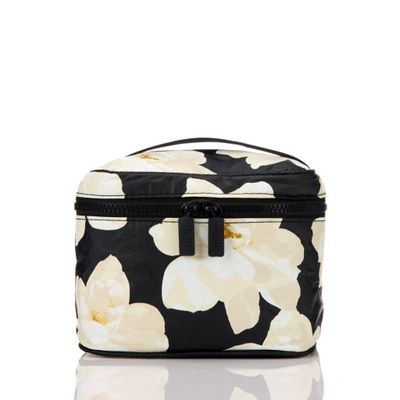 Mohala Cabin Crew Kit