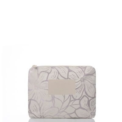 Backyard Small Pouch