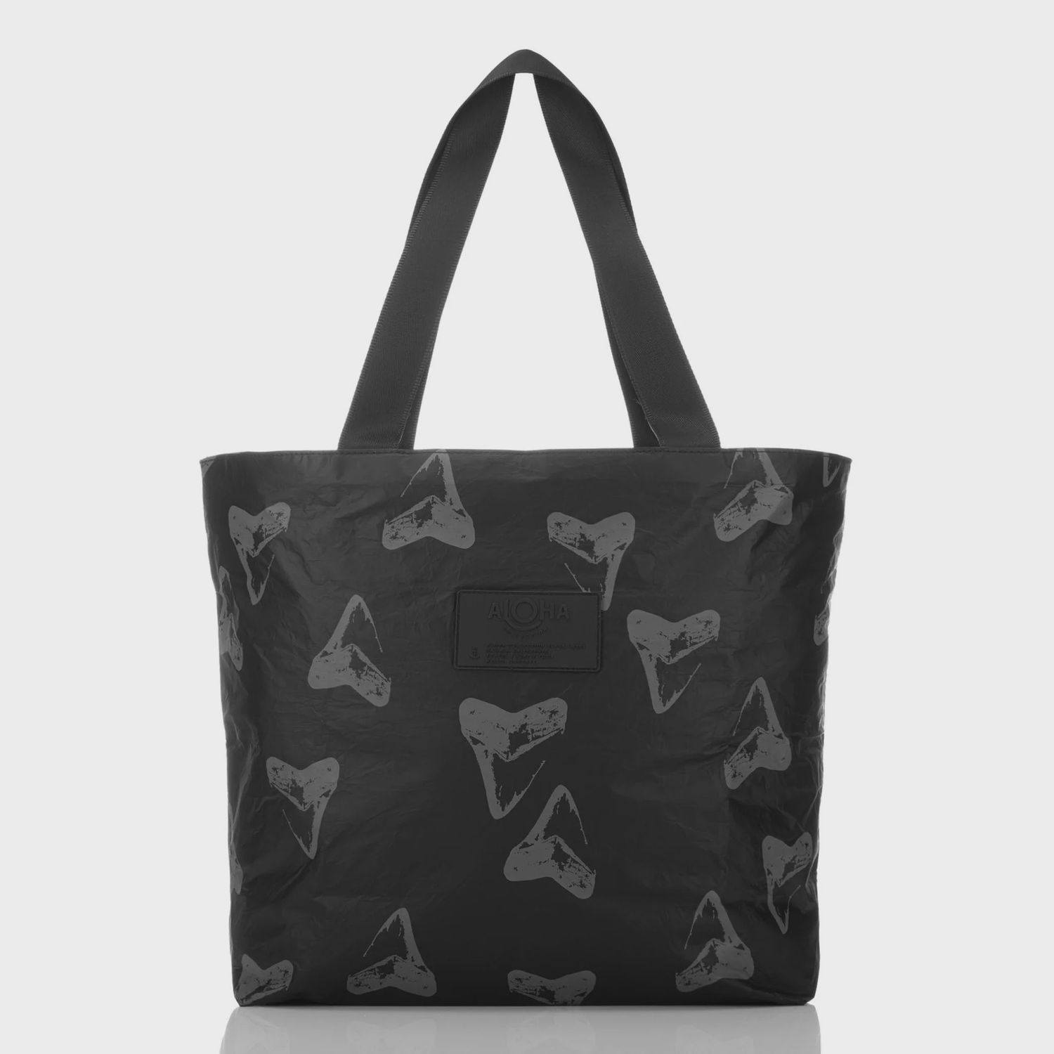 ʻAumākua Day Tripper, Color: Charcoal/Black