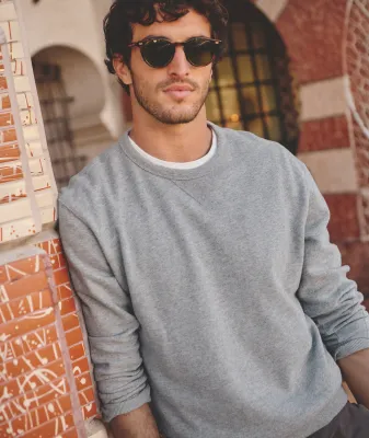 Men's Sweatshirts + Pullovers