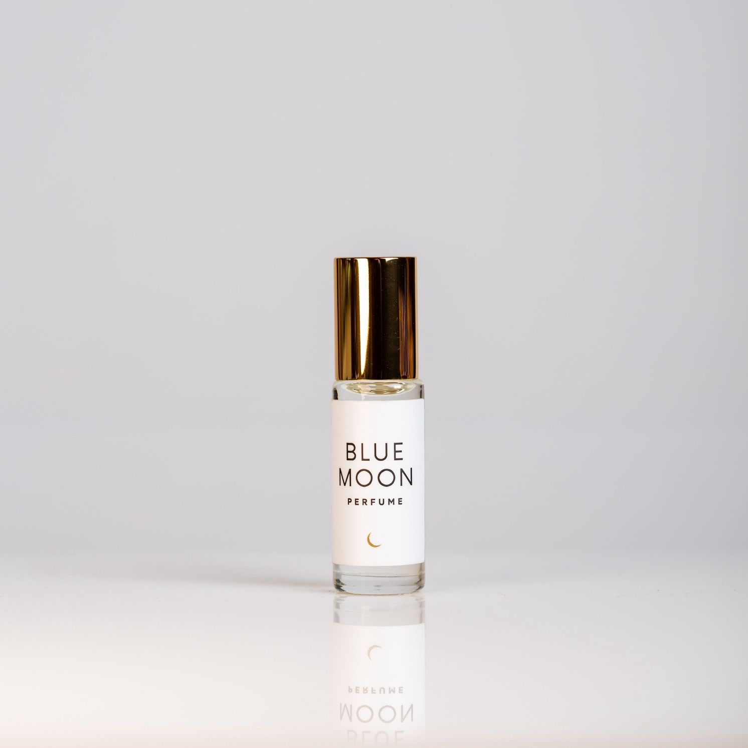Blue Moon Perfume Oil, Size: 5 ml