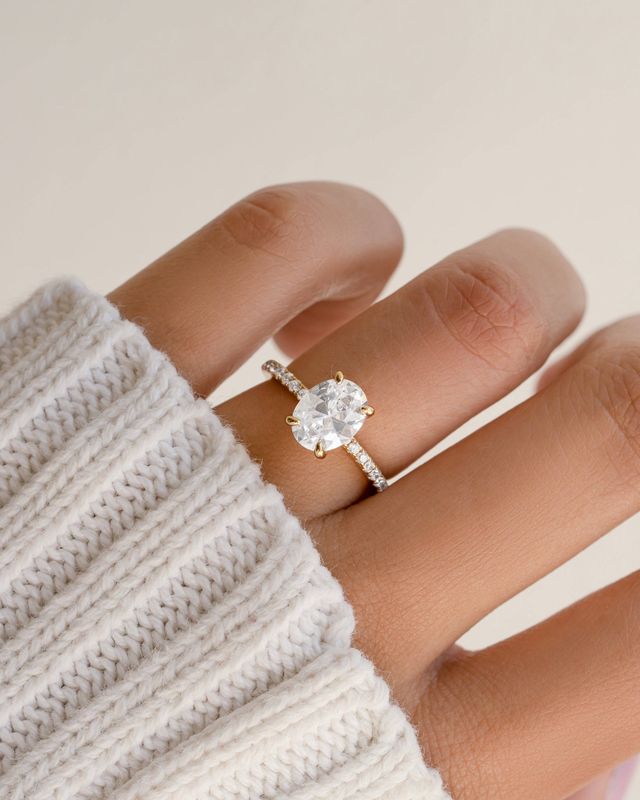 Oval Pave Band Ring