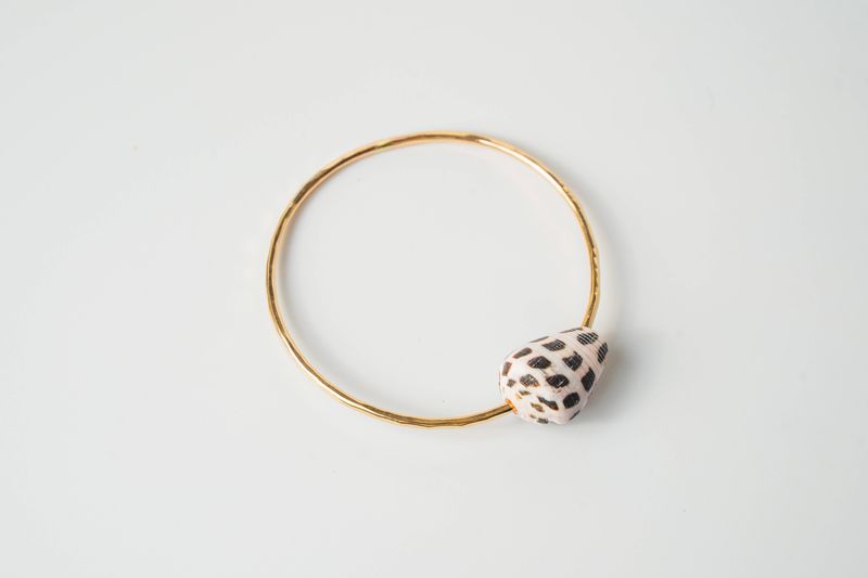 Hebrew Shell Gold Bangle Bracelet