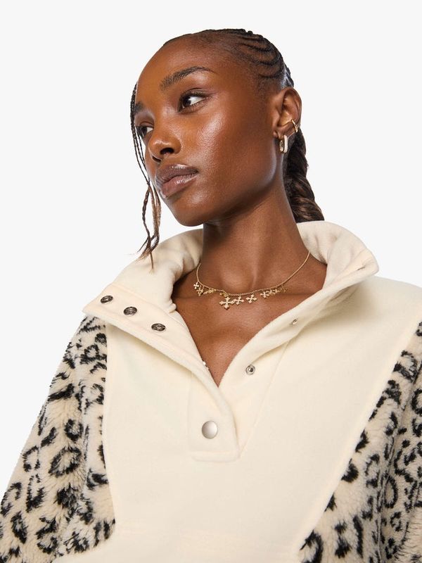 The Funnel Neck Drop Inset