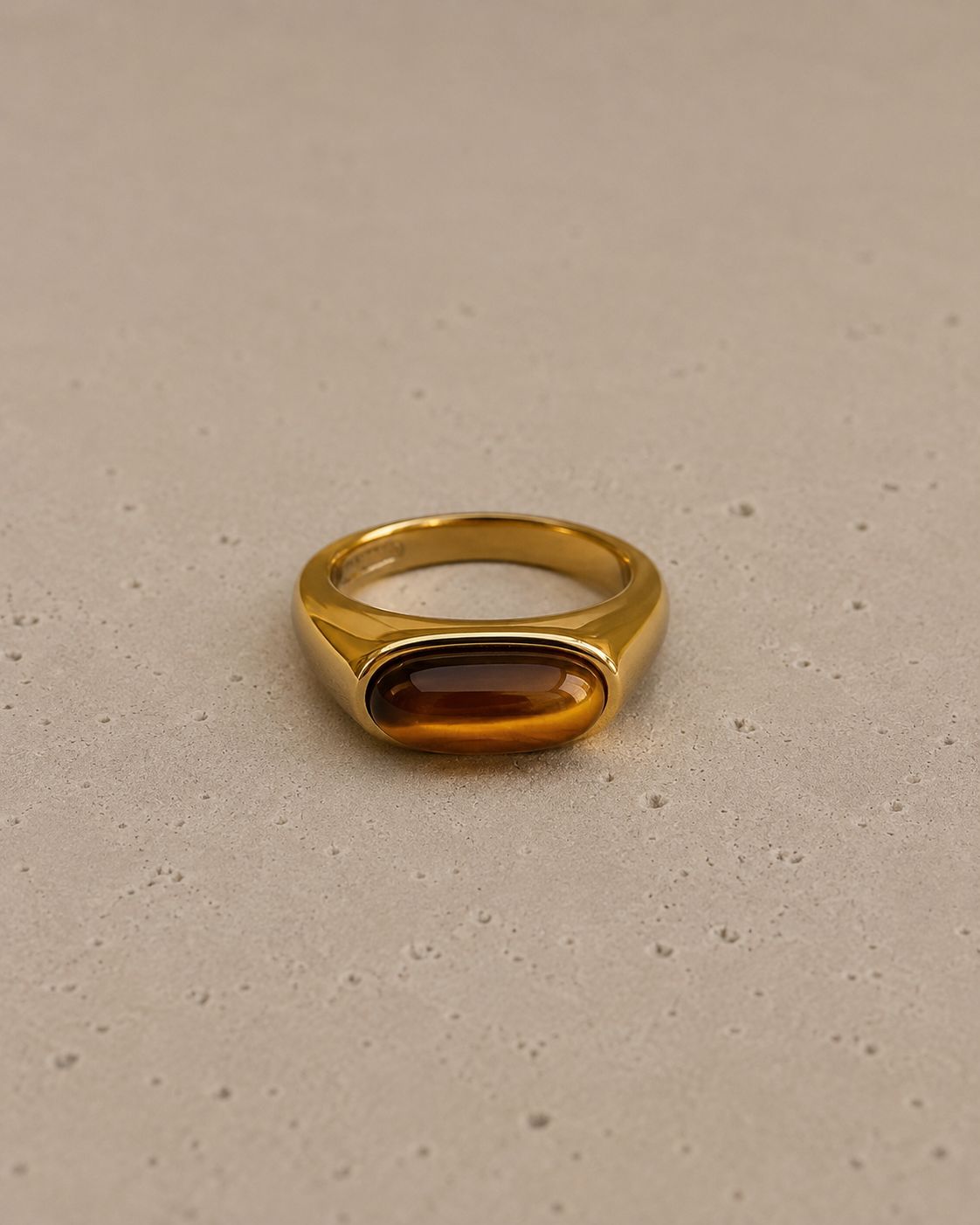 Leona Ring