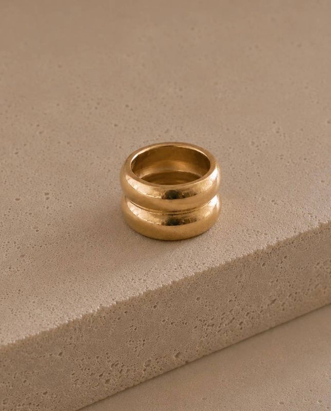Mia Ring