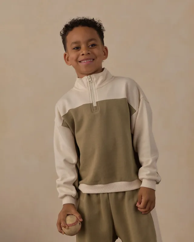 Quarter Zip Crew Olive