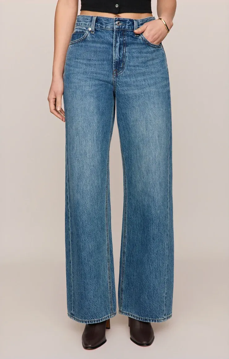 The Head Turner High Rise Wide, Color: Hush, Size: 24
