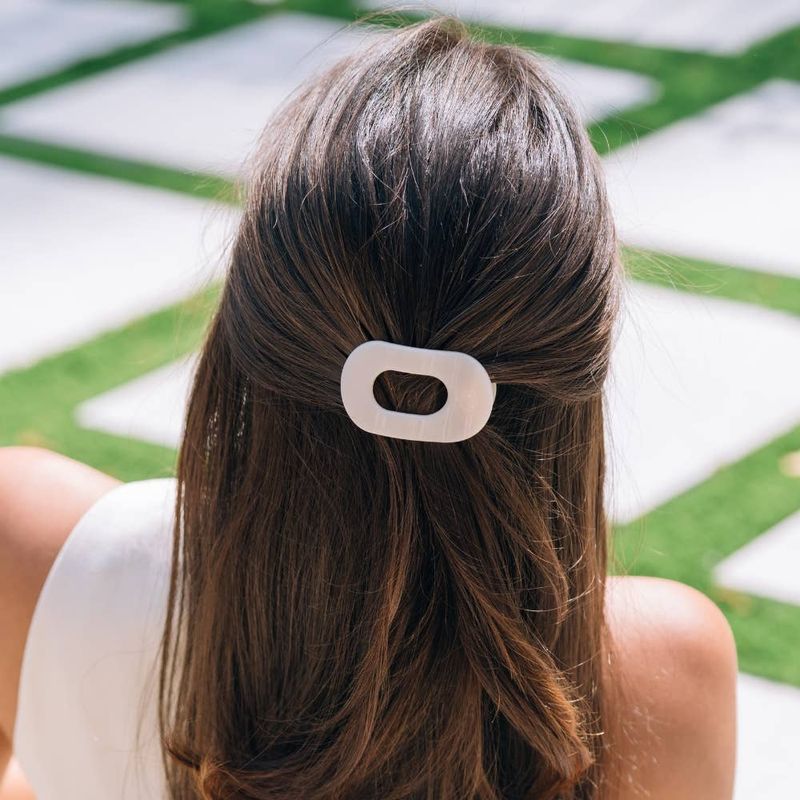 Almond Beige | Tiny | Flat Round Clip
