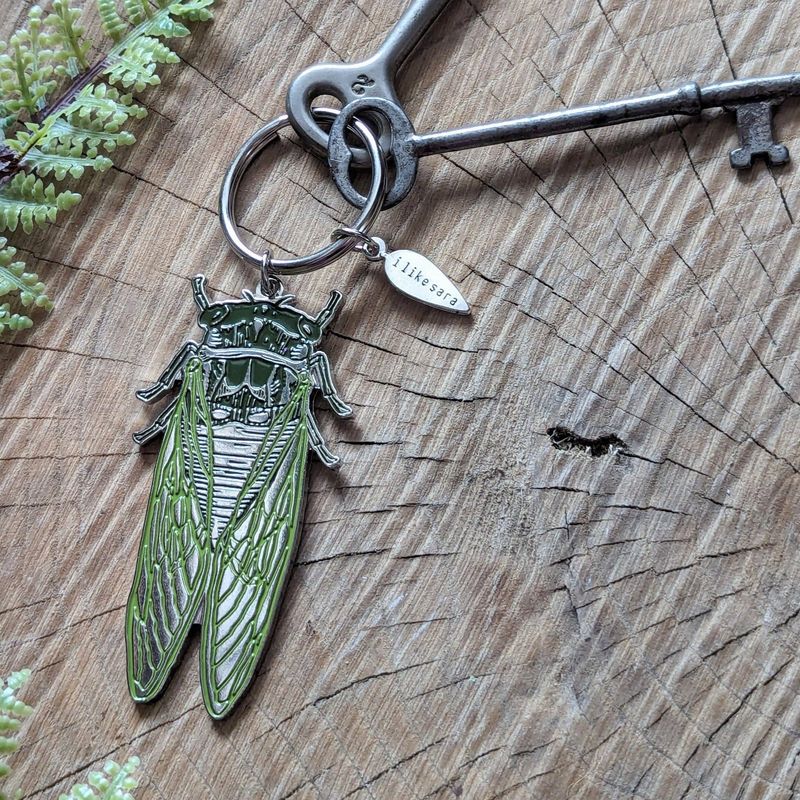 Metal Enamel Keychain - Cicada