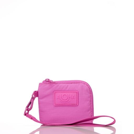 Monochrome Go-To Wristlet