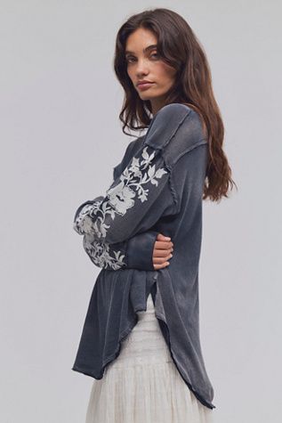 Flora Long Sleeve