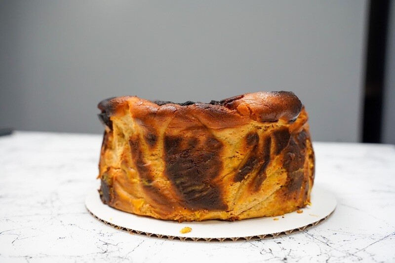 Basque Burnt Cheesecakes