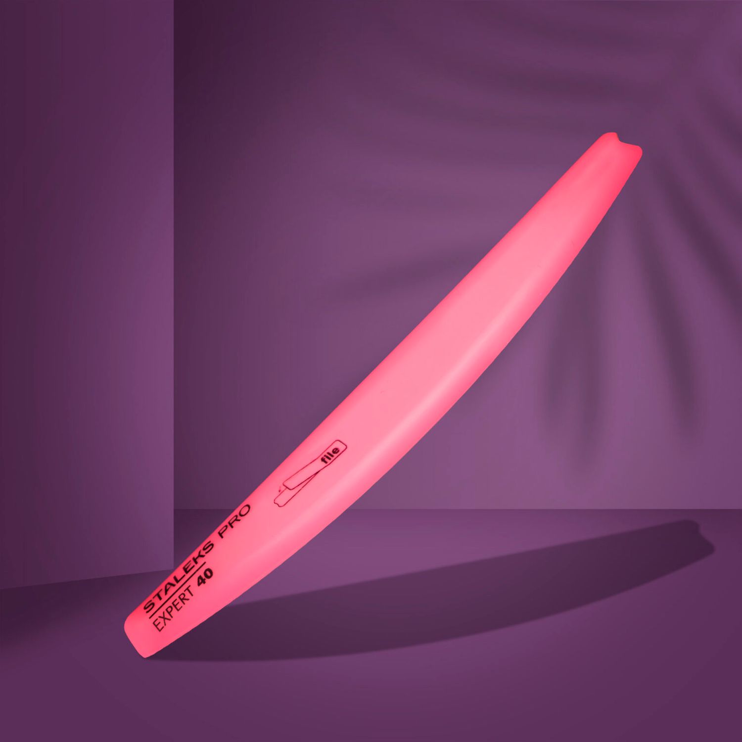 Staleks BASE til selvklæbende fil // PINK PLASTIK