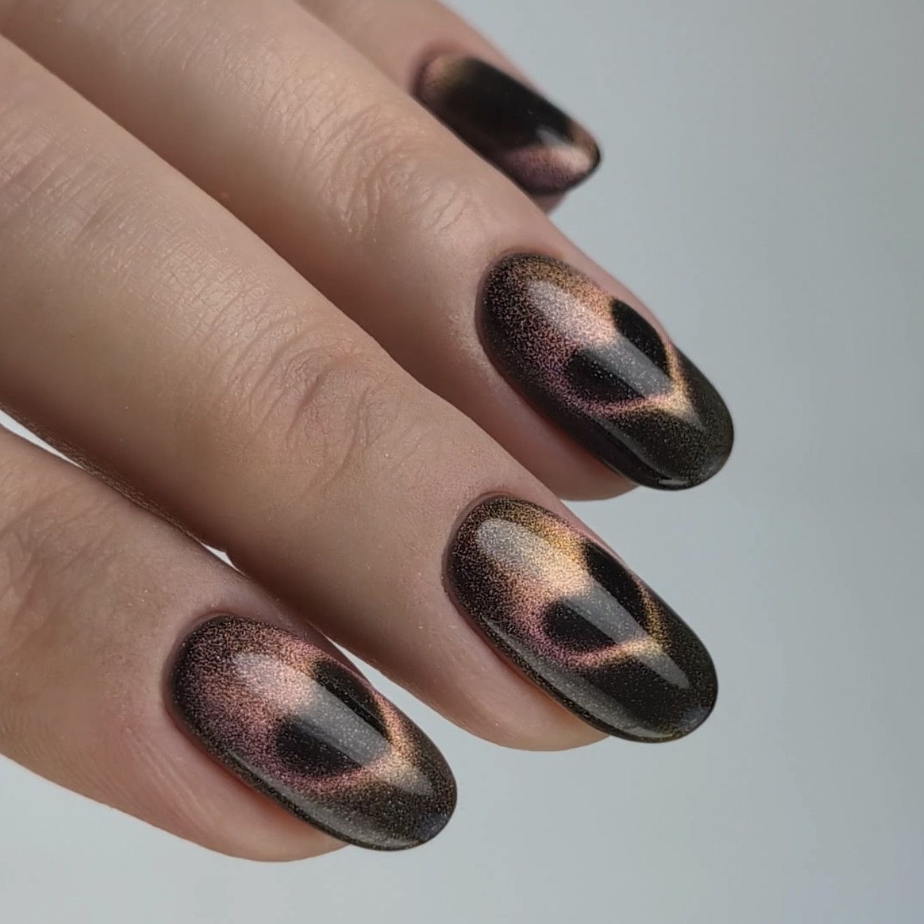 Cat Eye Heart Magnet