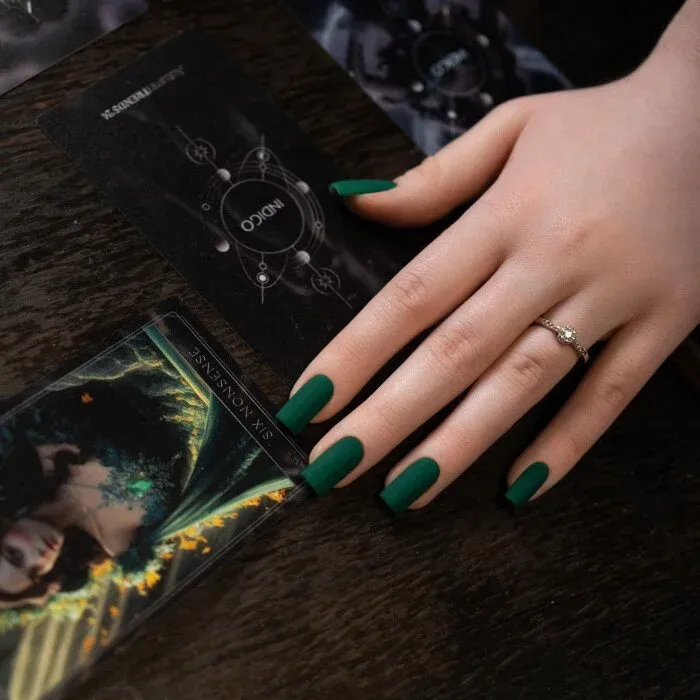 SIX NONSENSE - Uv Lakk