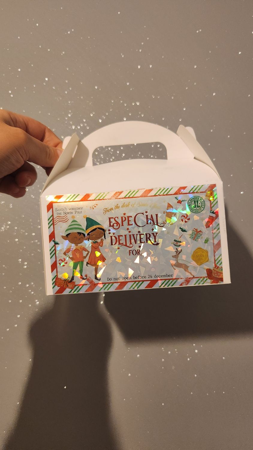 Mini Christmas Gable box unfilled